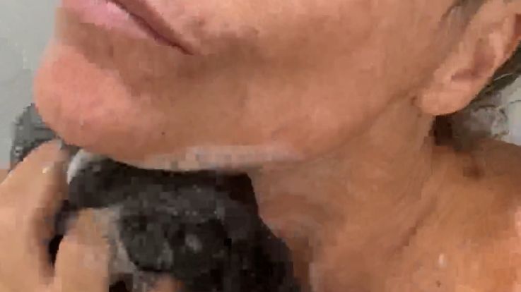 Cum join me in the shower!