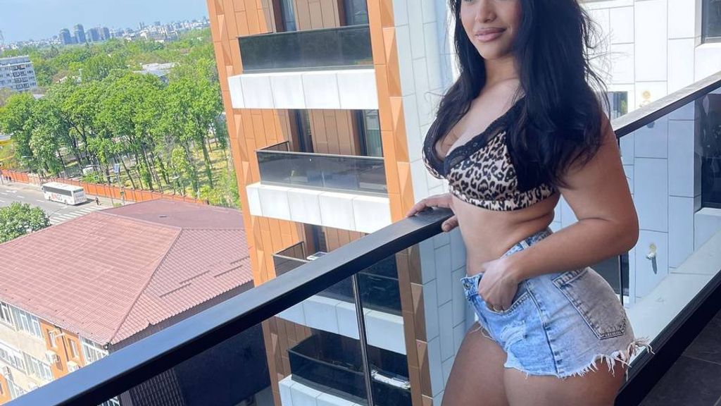 kira_krush