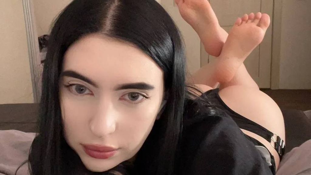 mistress_alice