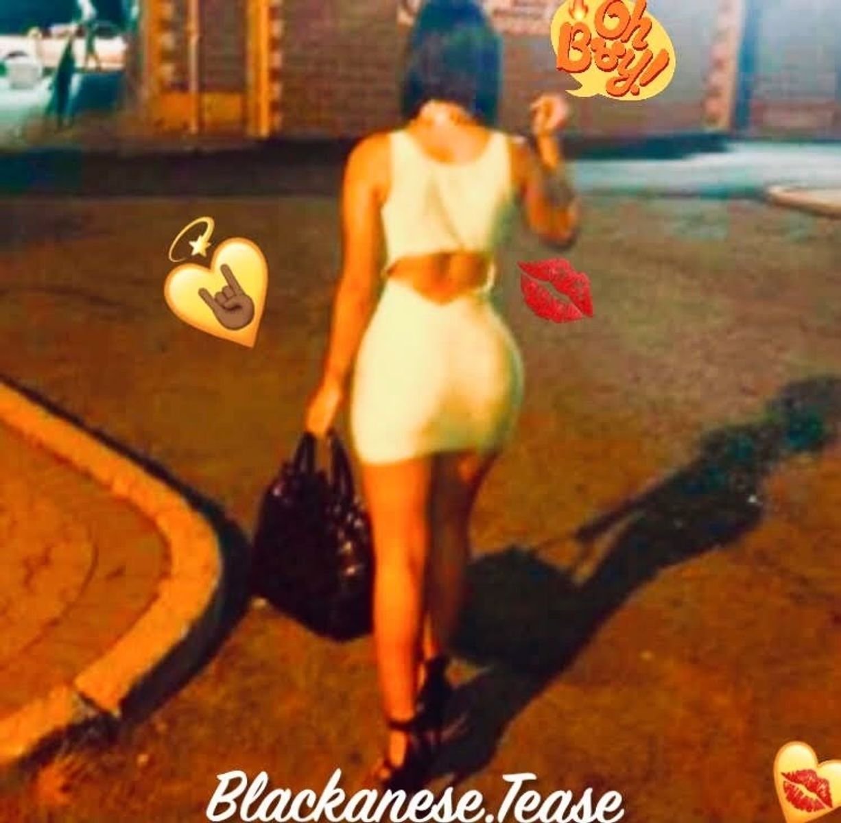 Skype live sex chat with Blackaneese