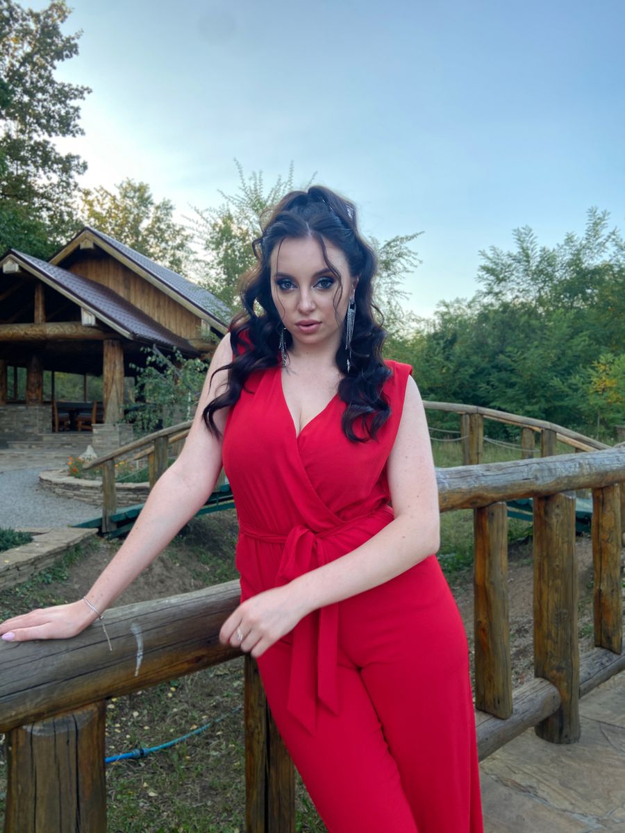 Feral berry Skype - SkyPrivate Girl Profile & Live Cam Show SkyPrivate