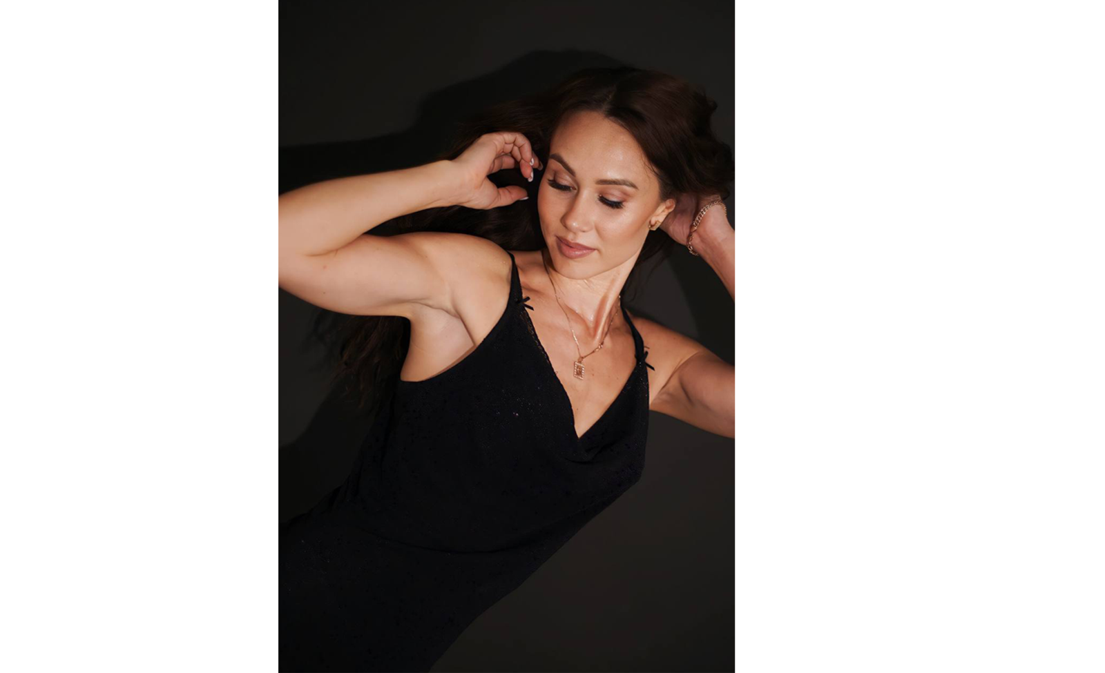 QueenBella ️ Live Cams | Skype, Teams, Discord & Telegram