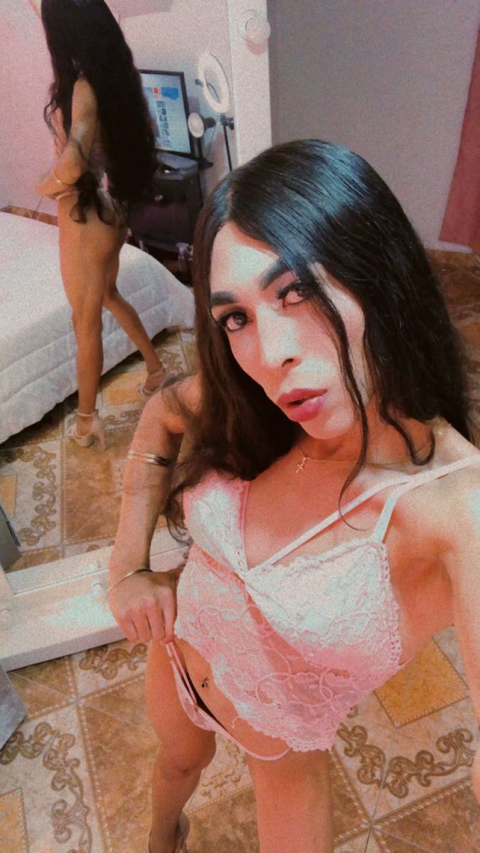 ShaynaFoxc