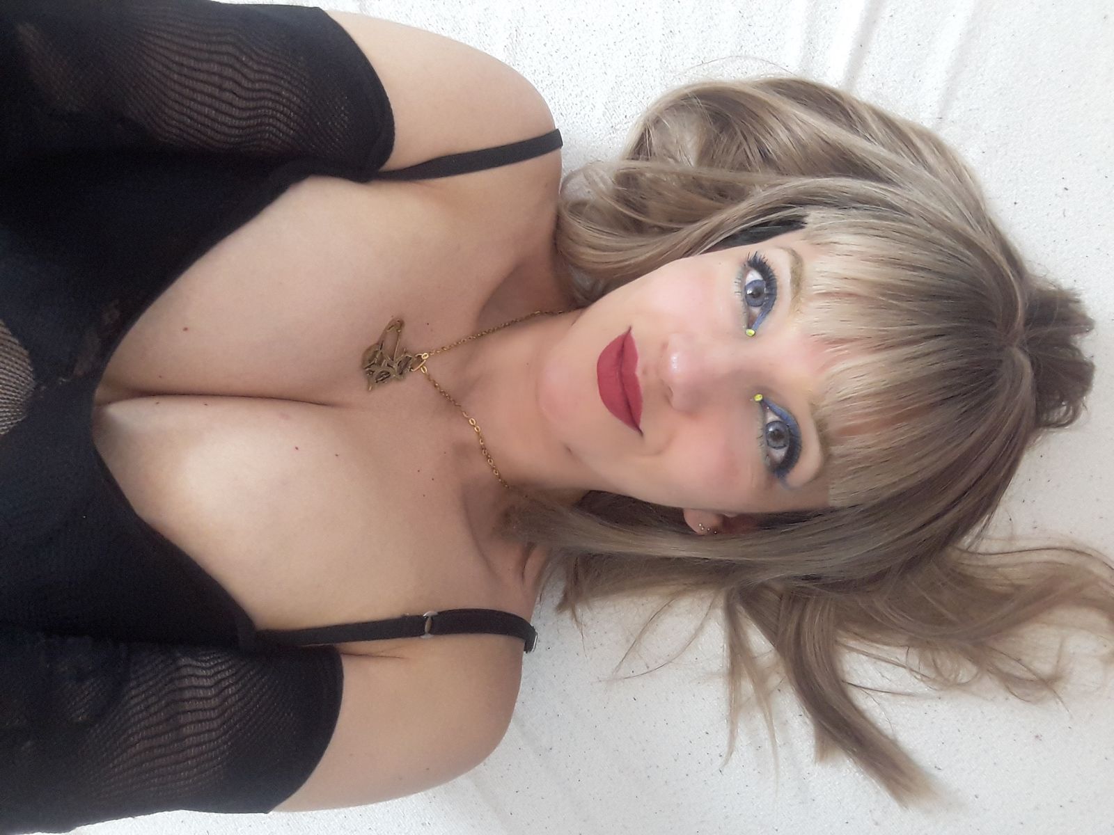 Lola Santana