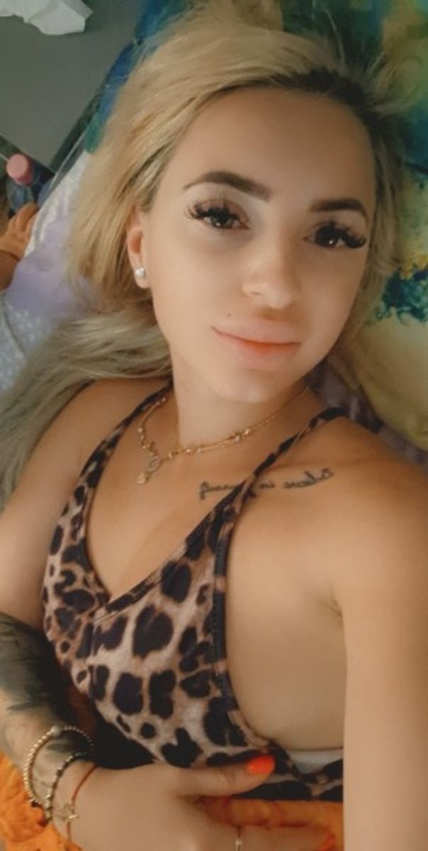LoraSinClare