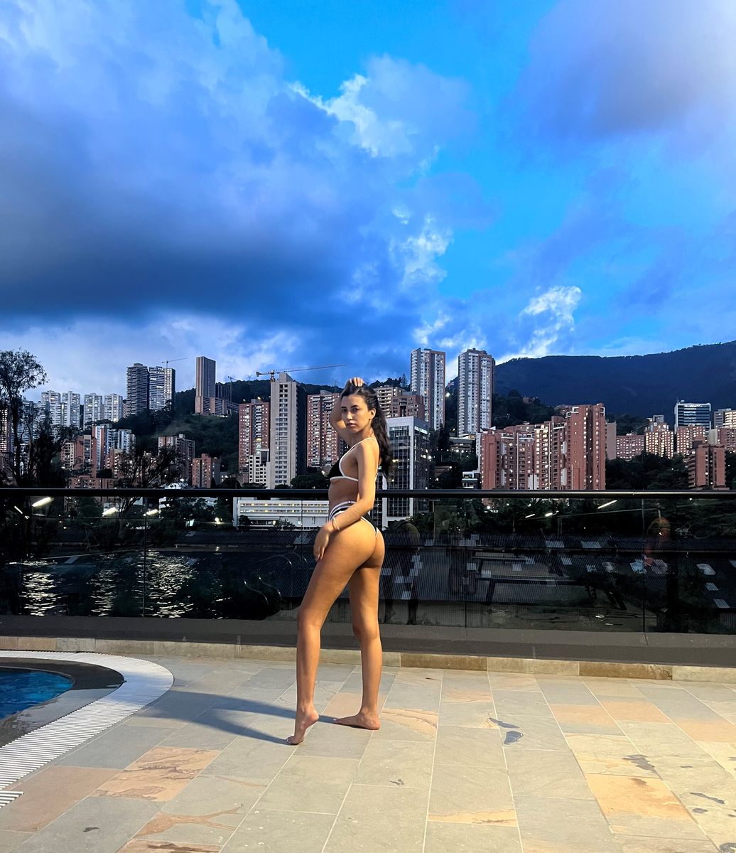 Veronica Tang