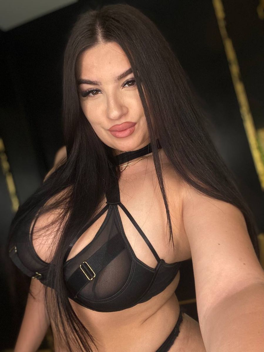 AdelynnReed
