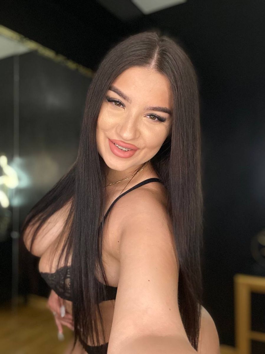AdelynnReed