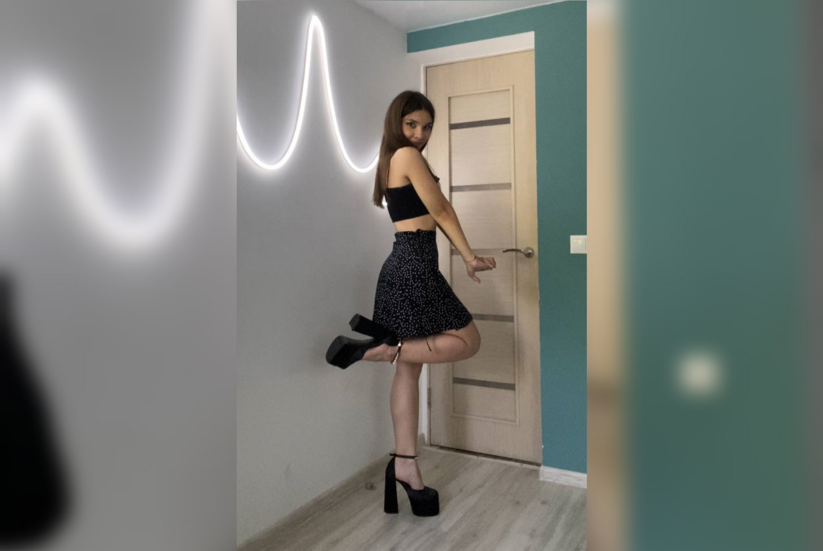 radmoon69 live webcam show