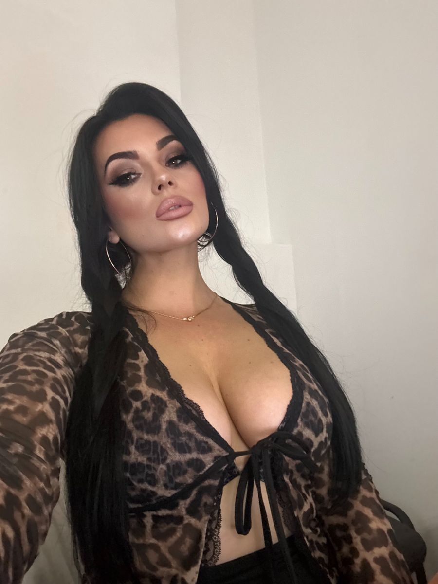 HumbleBrunette