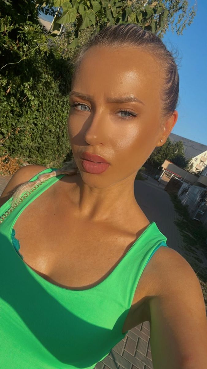 Lana Blue