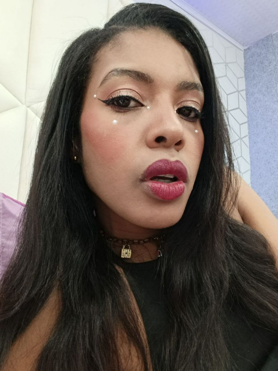 KimSanderss