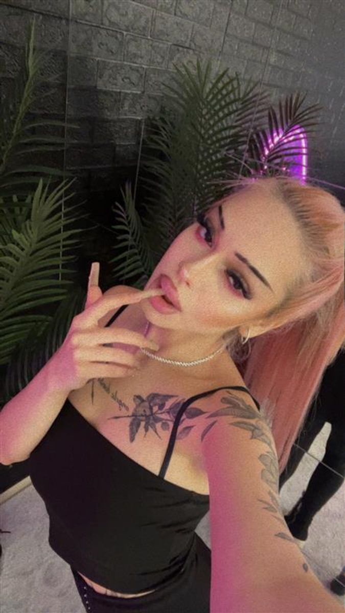 Ariana Lane