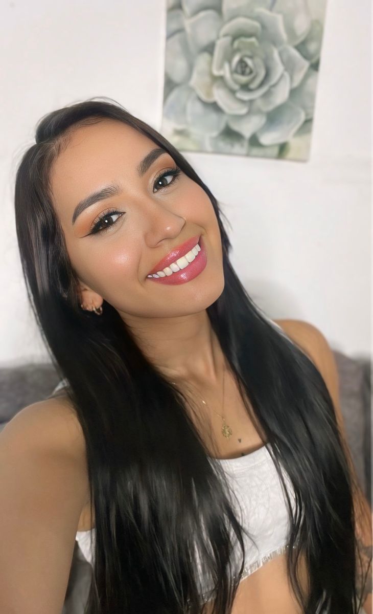 Zhoe Kiss