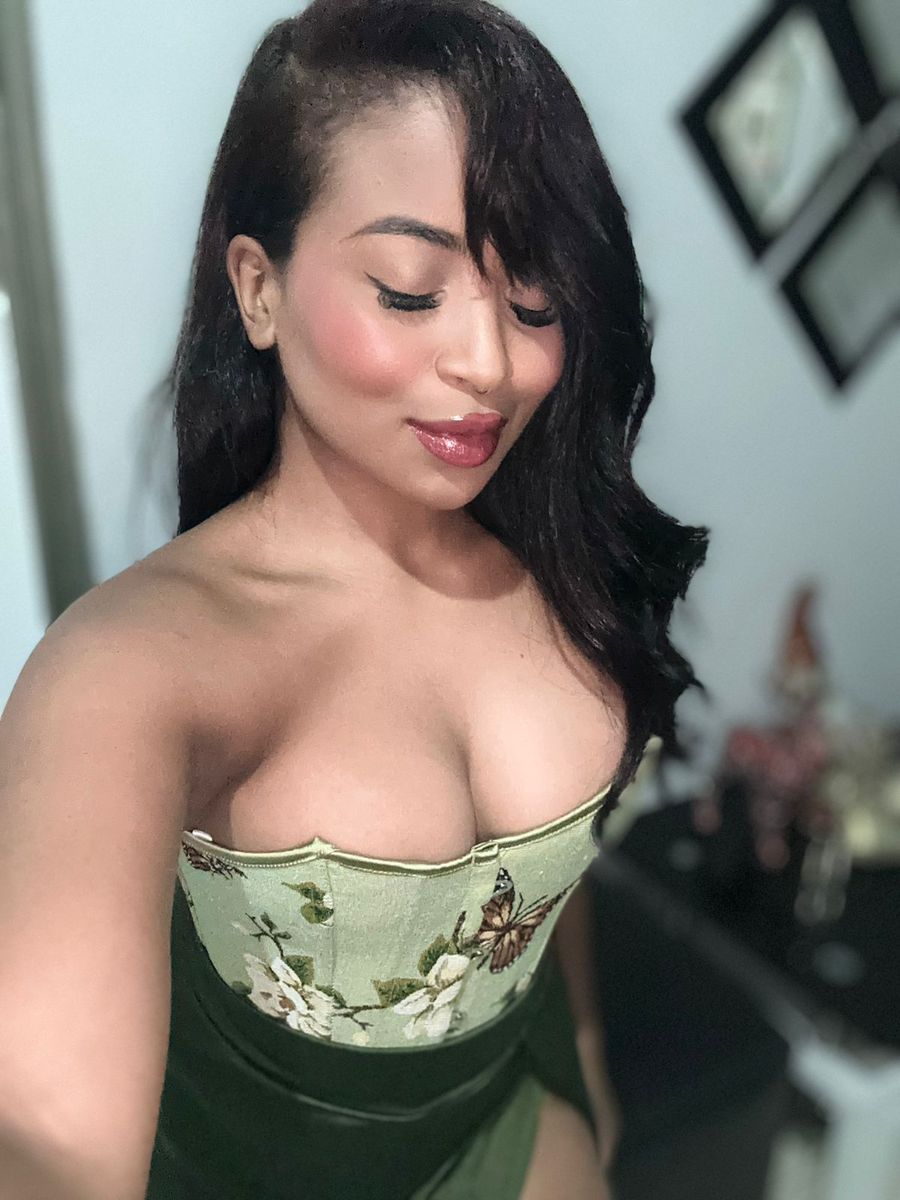EmiliaTodd