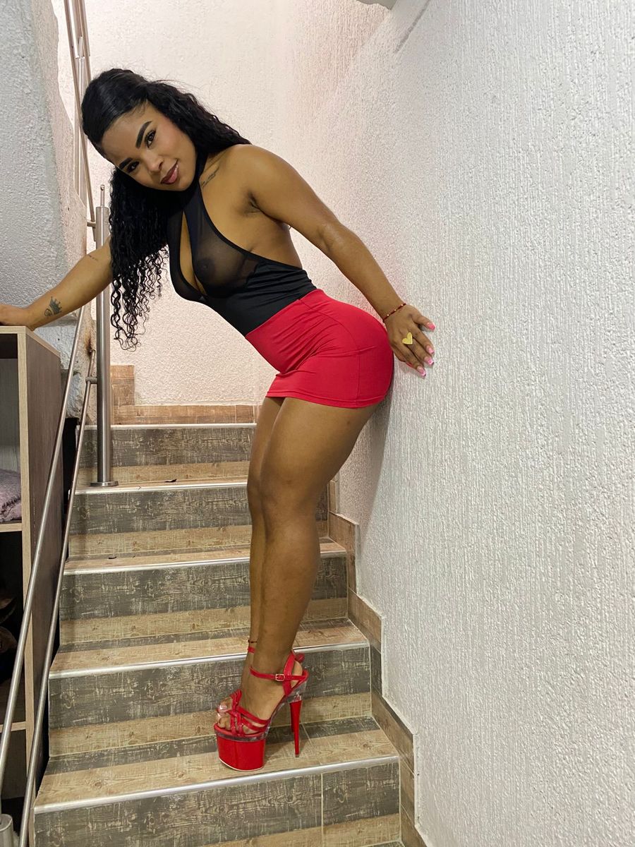 NahiaraReina