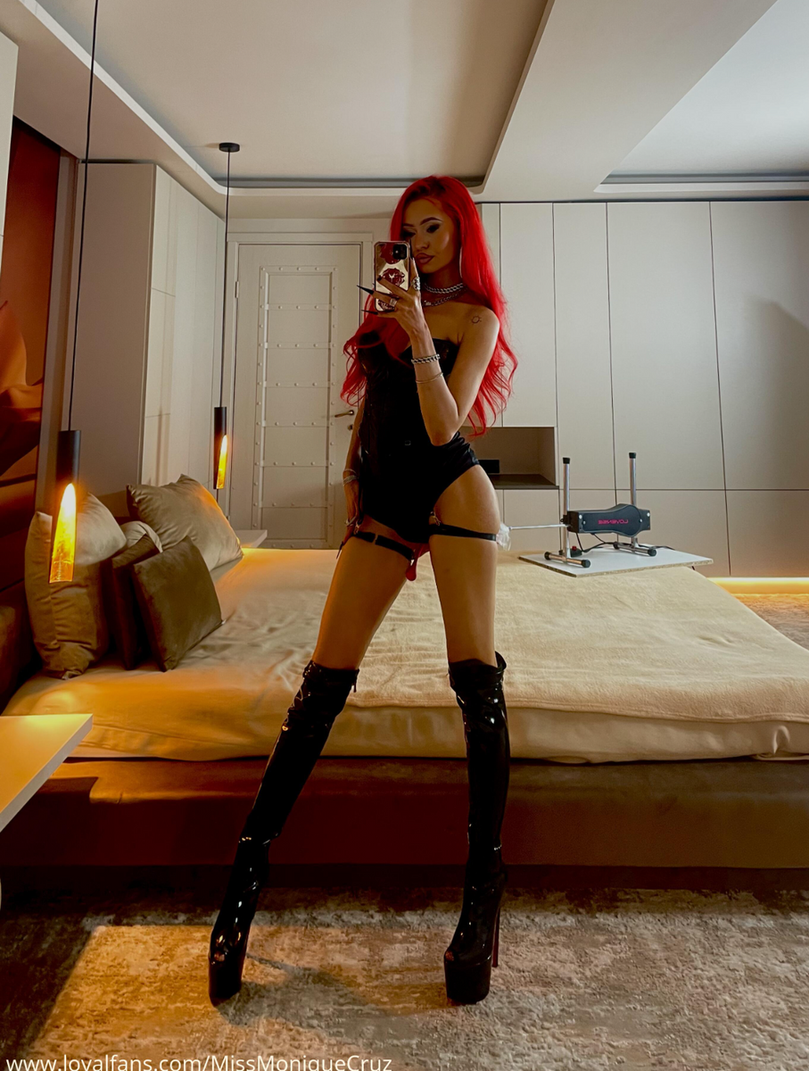 MissMonique