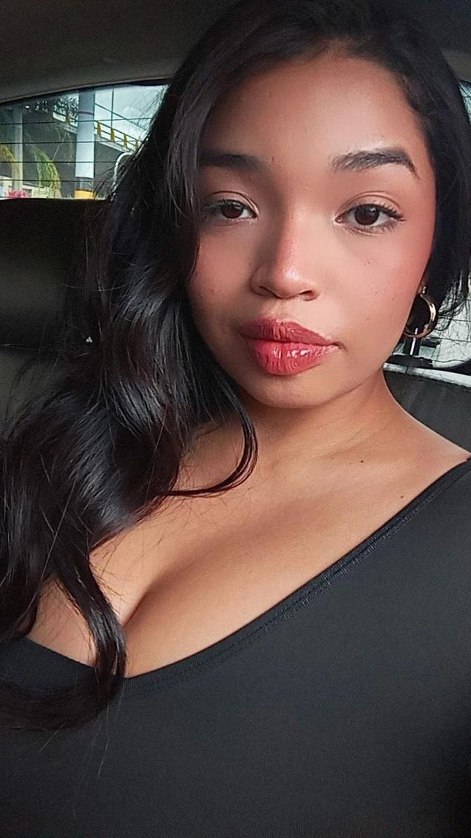 LilyFoxx
