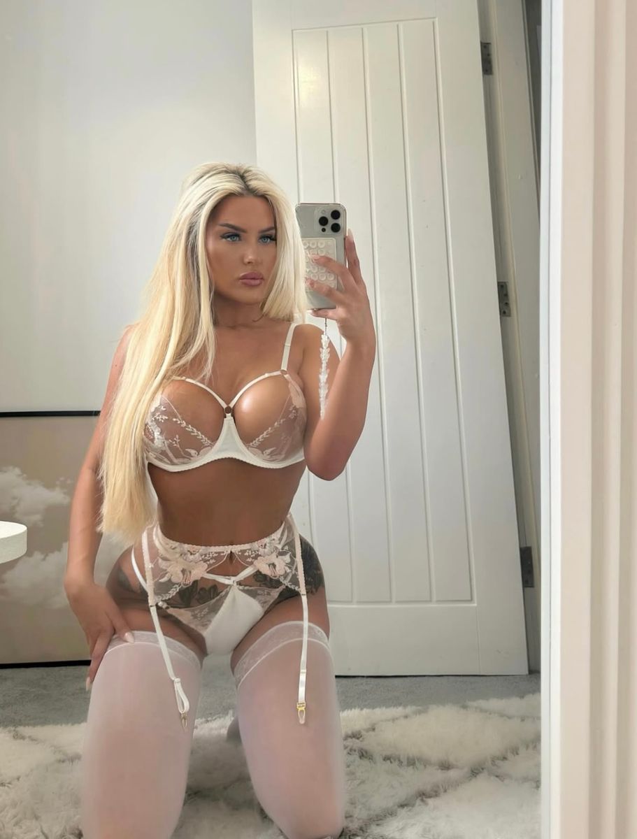 Ashleyy