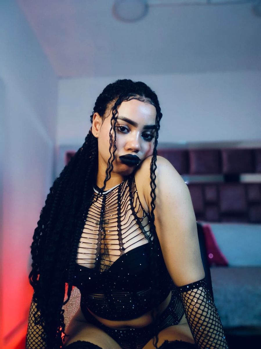 Tamara Rose1