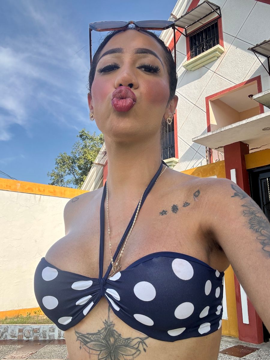 KIM JENNER
