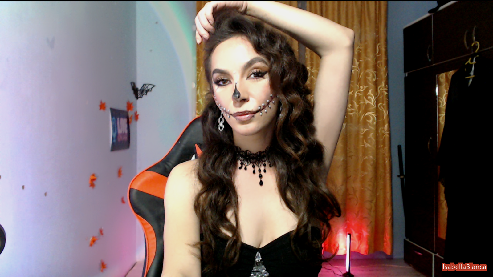 IsaBellaBlanca