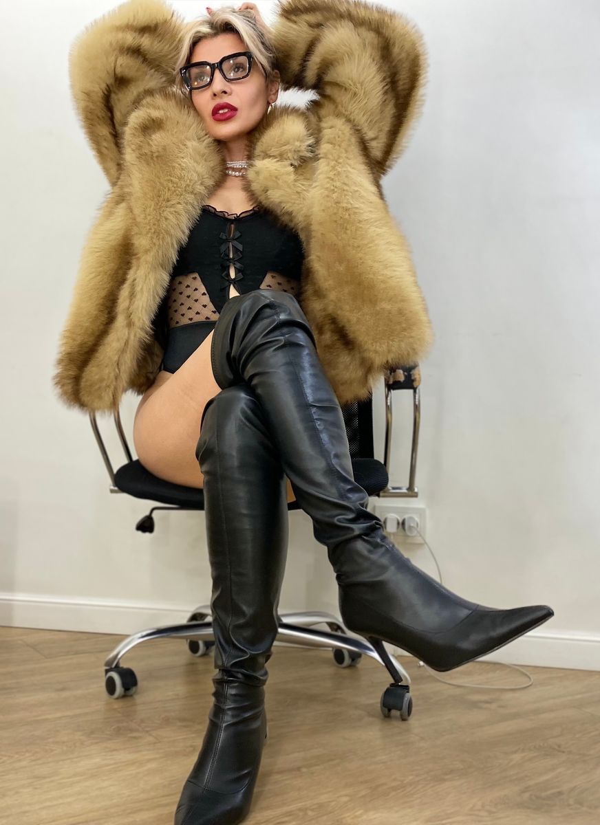 Mia