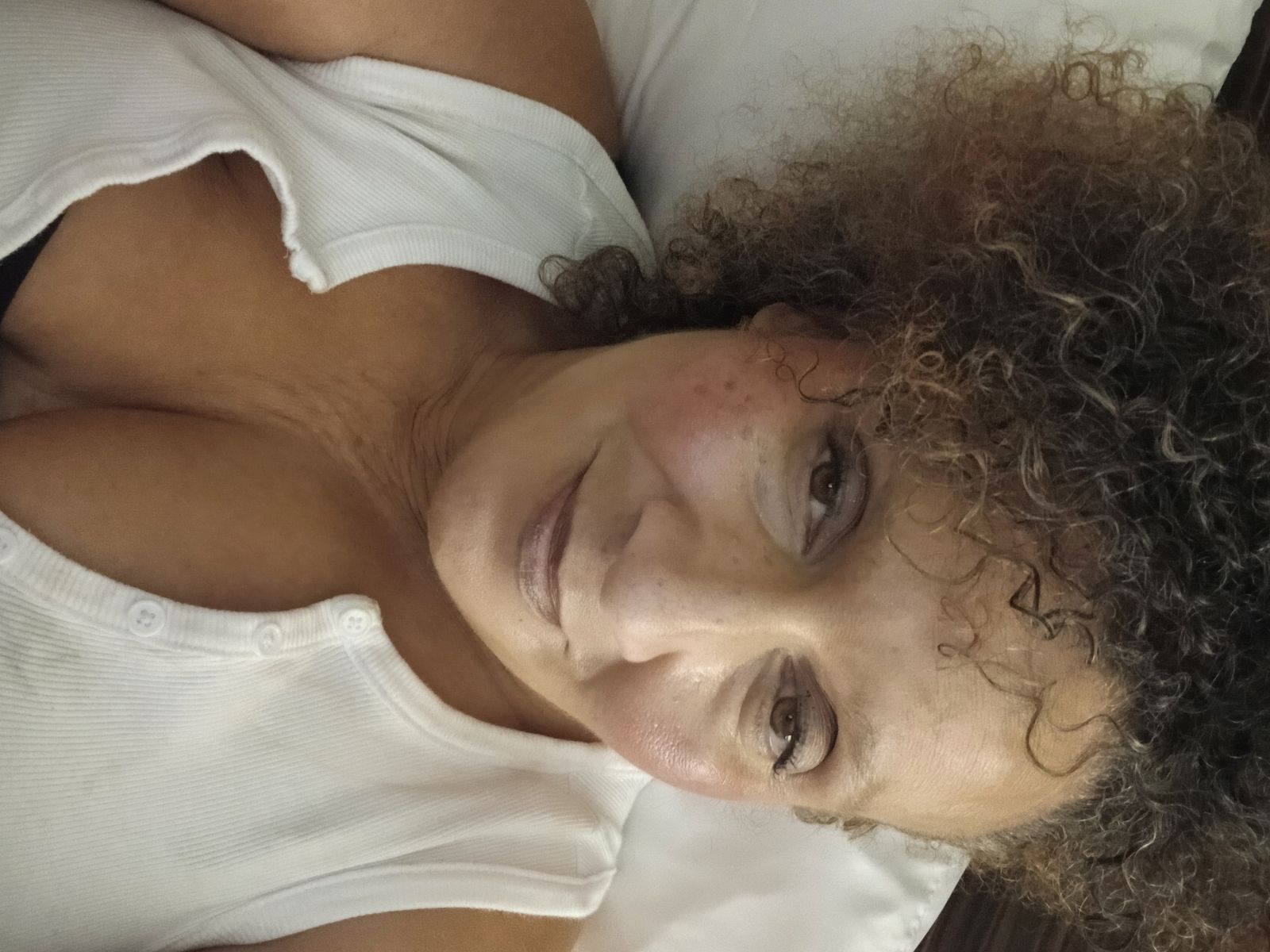 Granma Gigi live webcam show