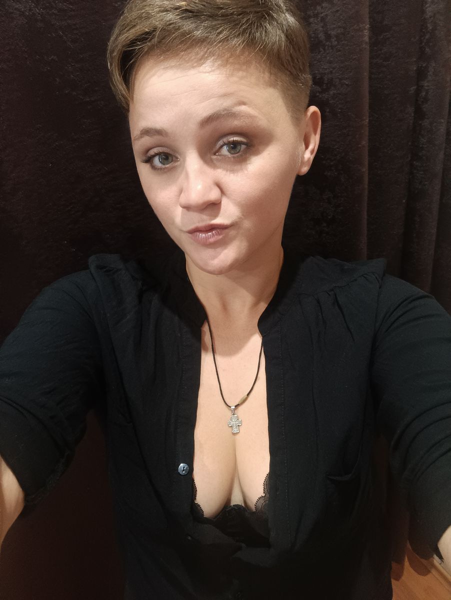 Tessa_Renata