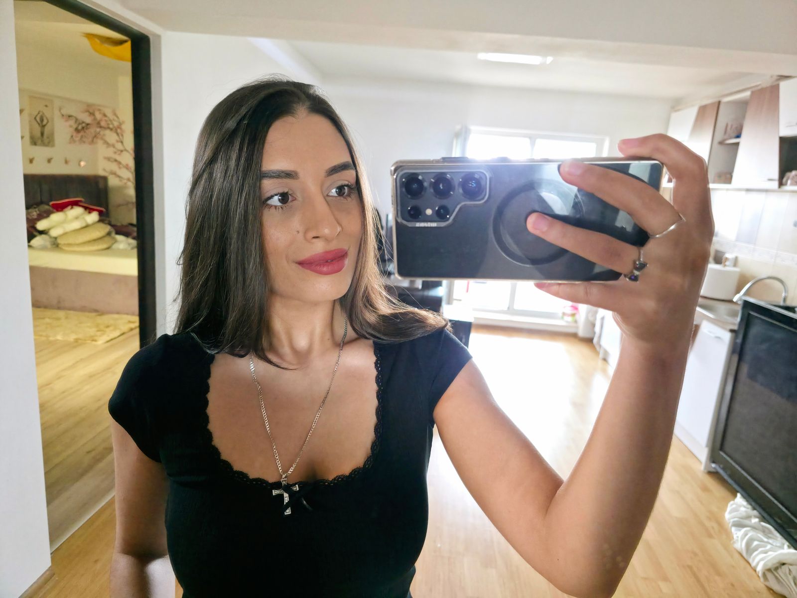 Lilith Capri