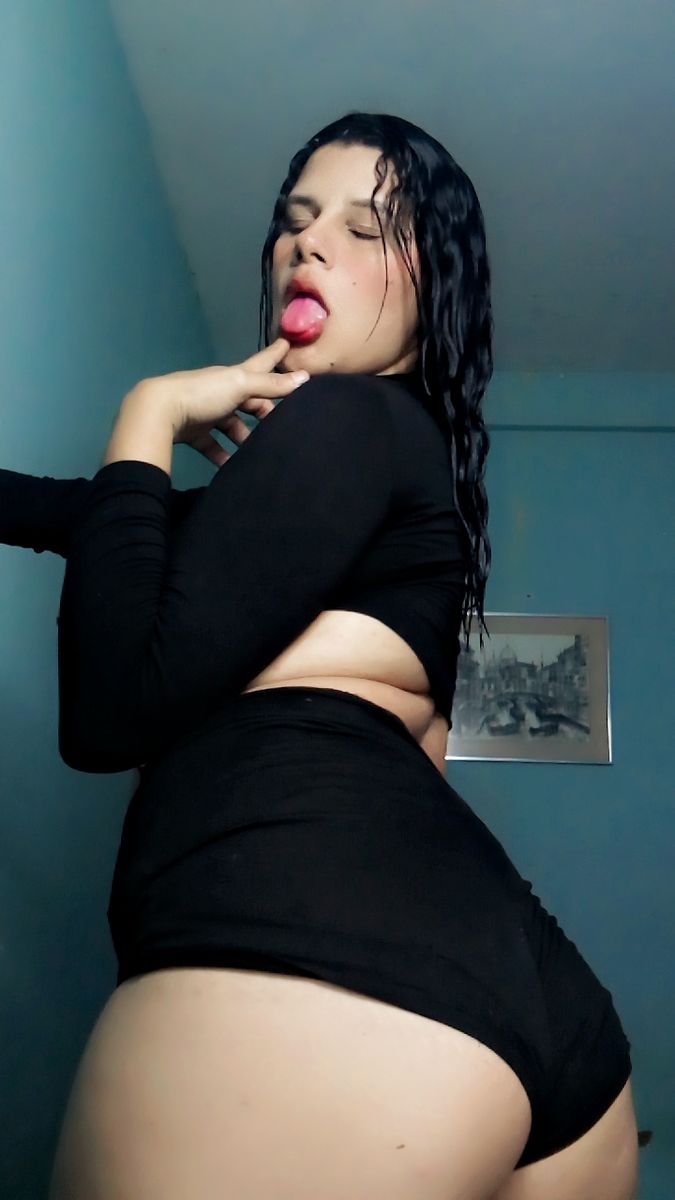 Karo Hot