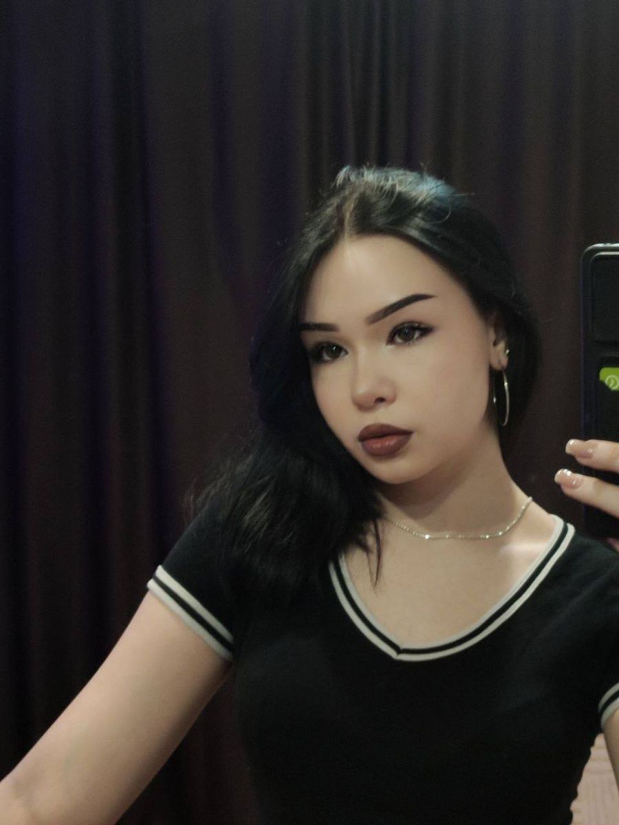 Mia