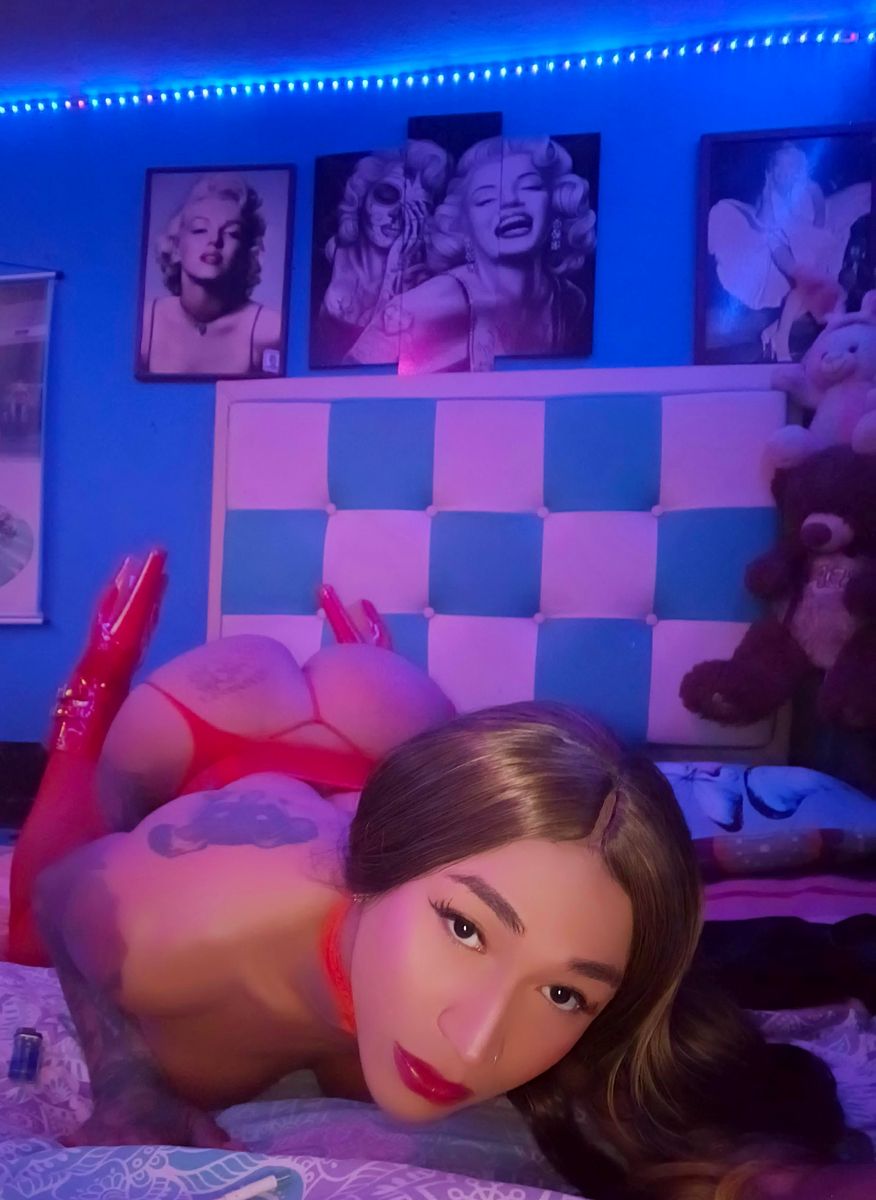 SKARLETH10INCHES