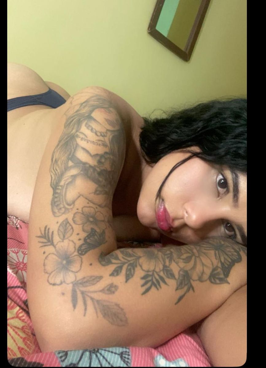 Karo Hot