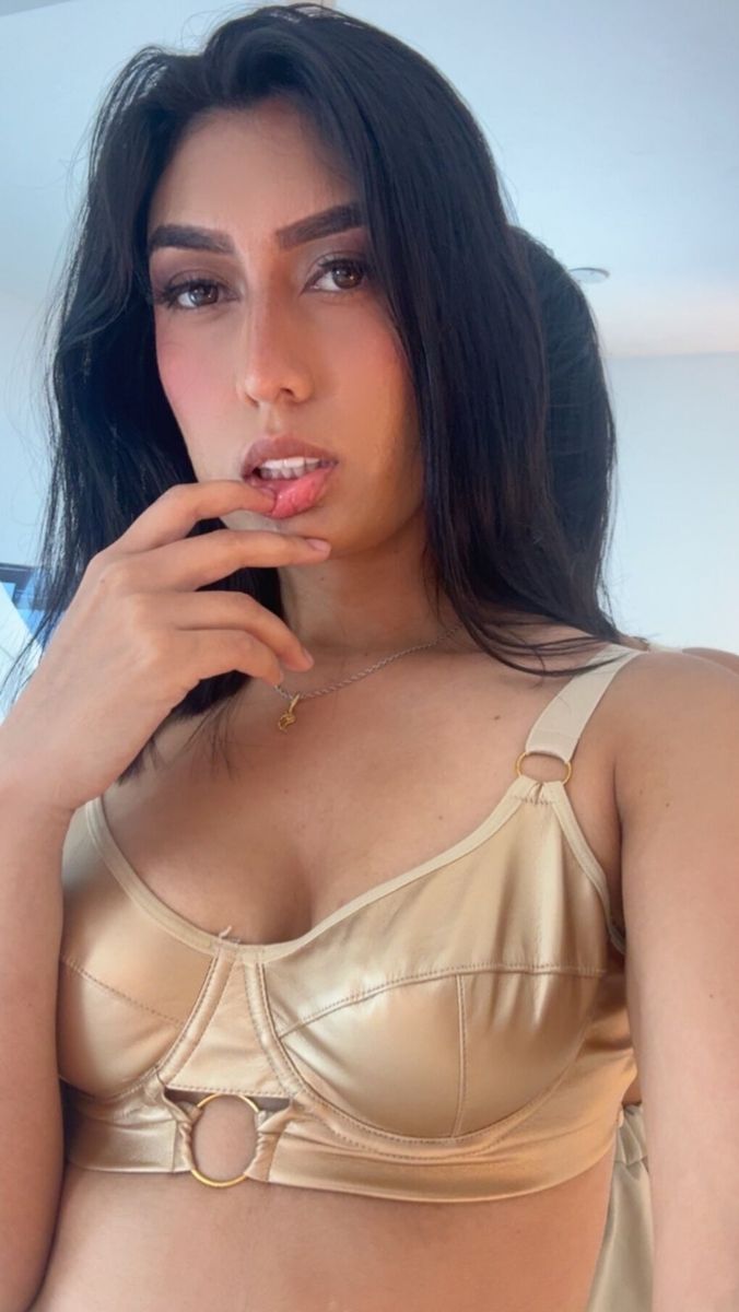 AshleyZaens
