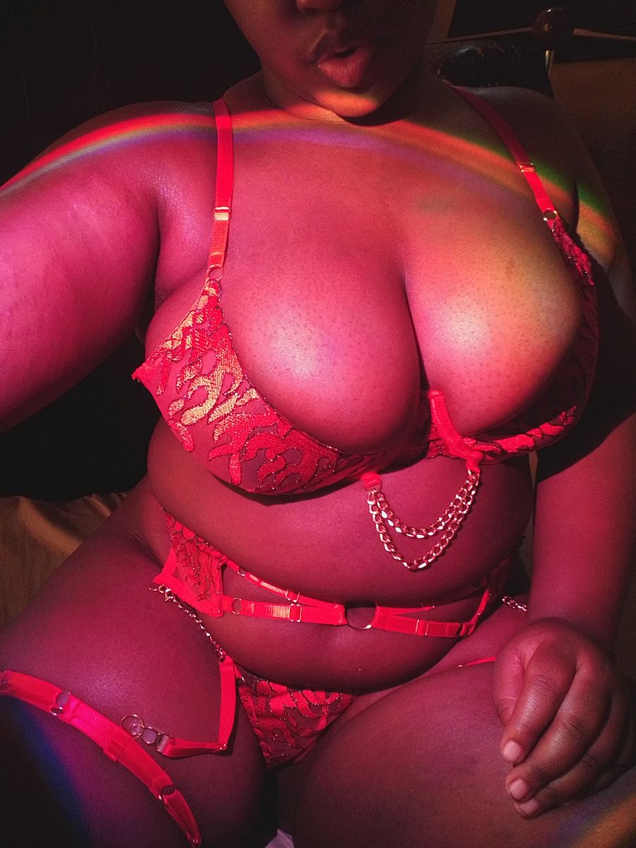ThickMamabbw