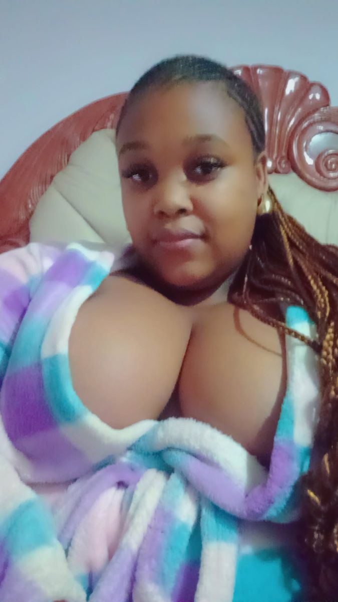 Babyboo live webcam show