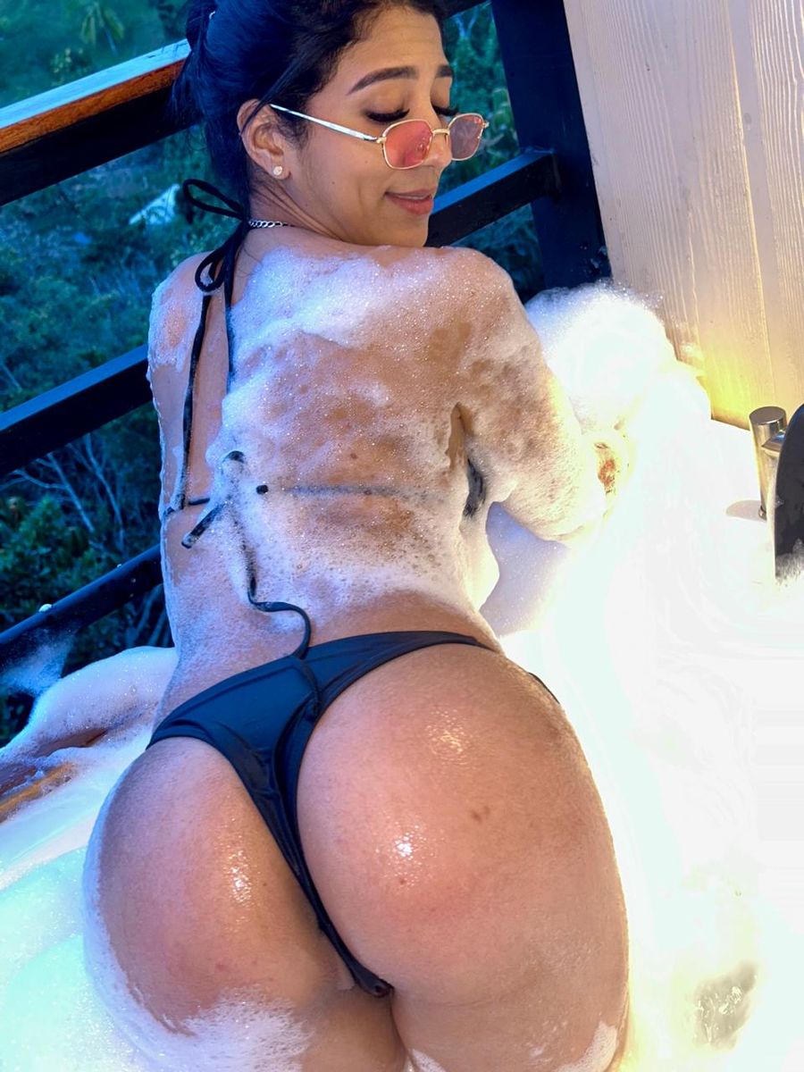 Emma Parker live webcam show