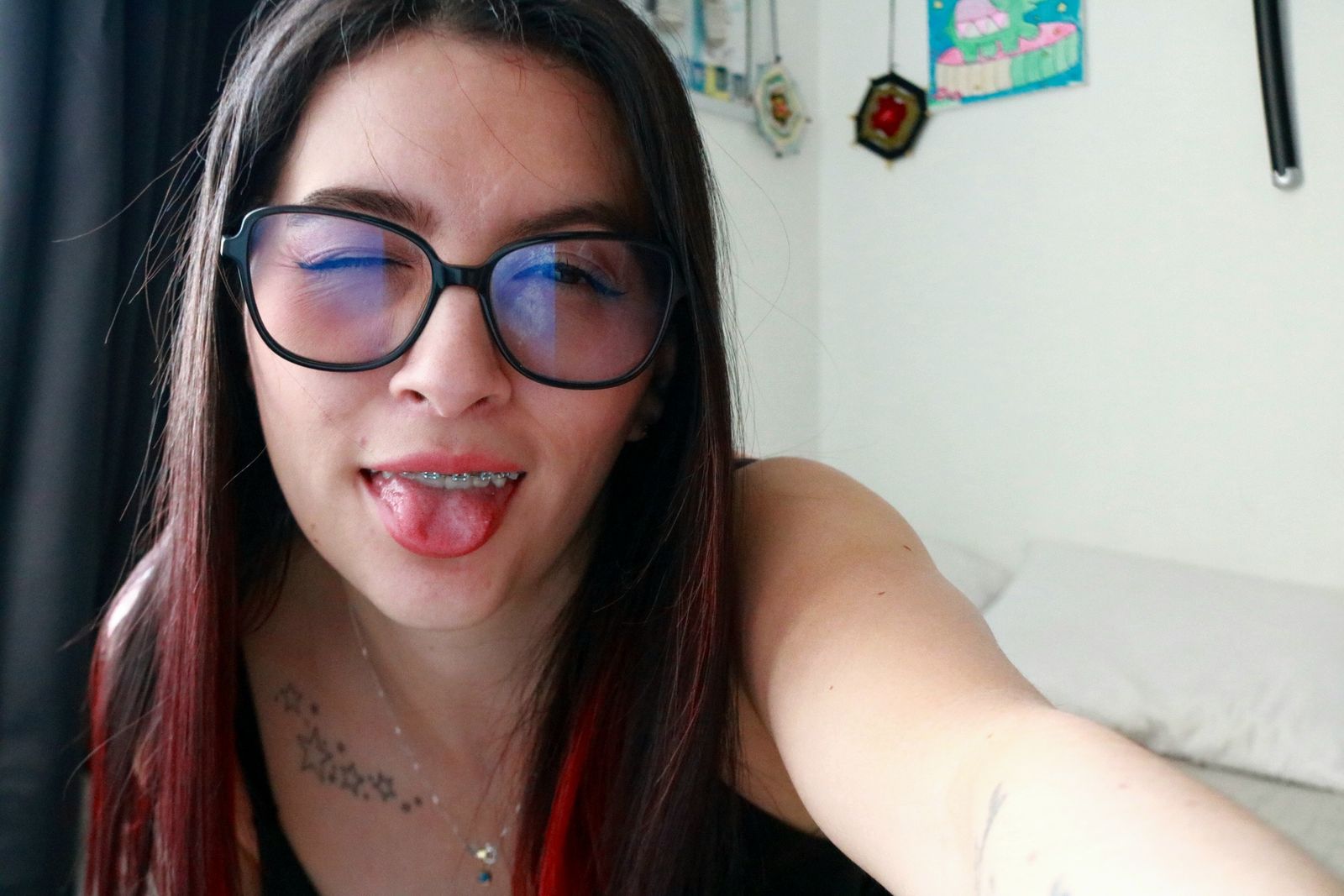 Gabriela Moore live webcam show