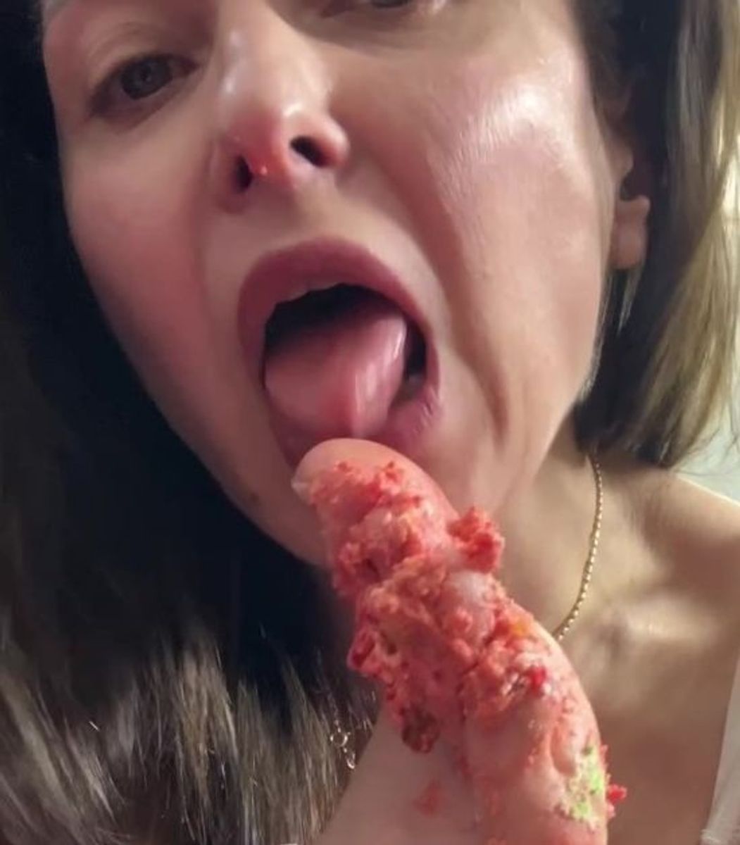 PhialaBloom live webcam show