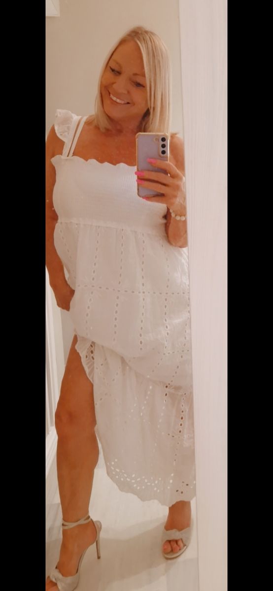 SuzyLei1 live webcam show