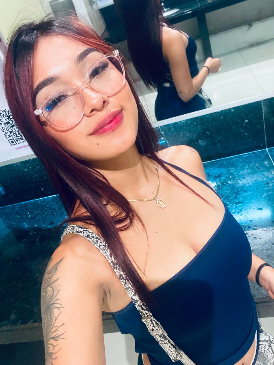 SashaHans live webcam show