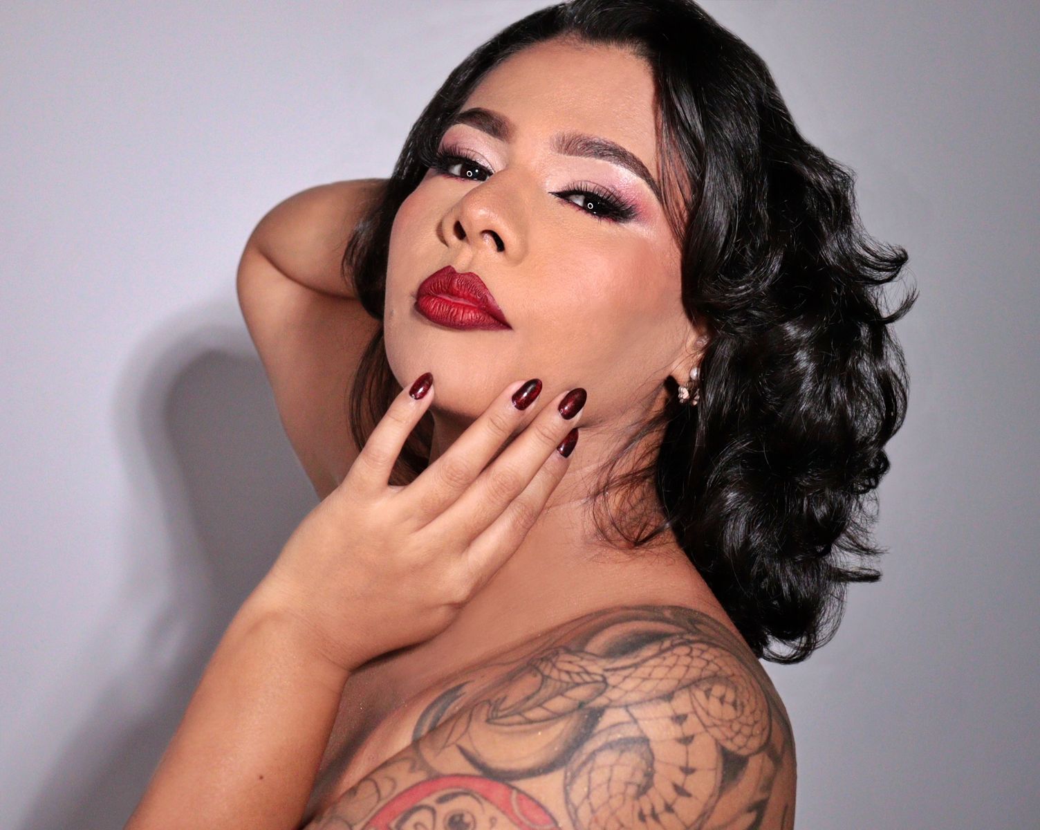 Mistress Lilith live webcam show