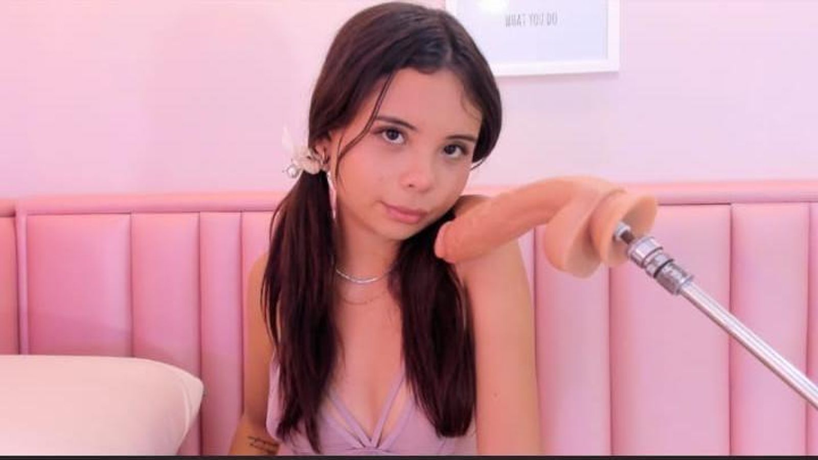 Sofia live webcam show