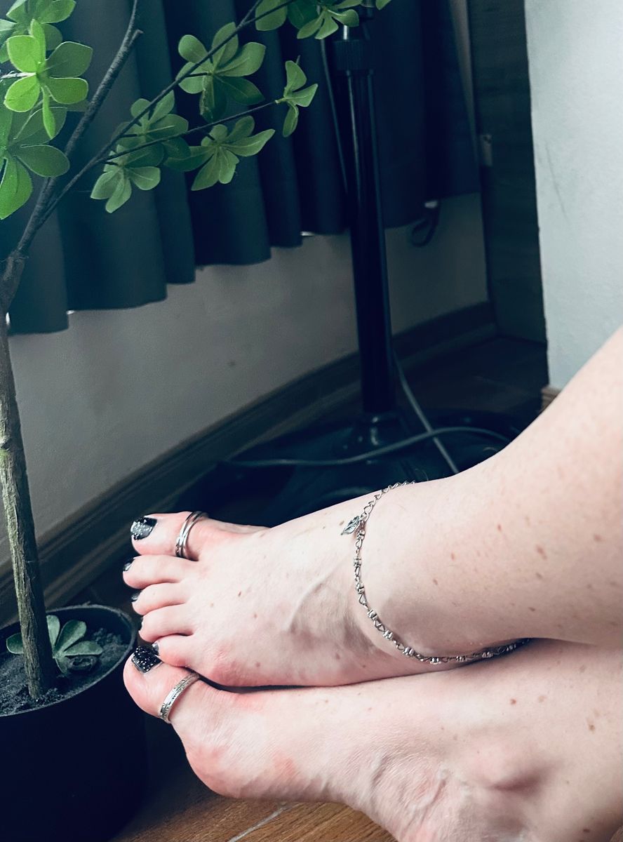 Miss Helen Gi live webcam show