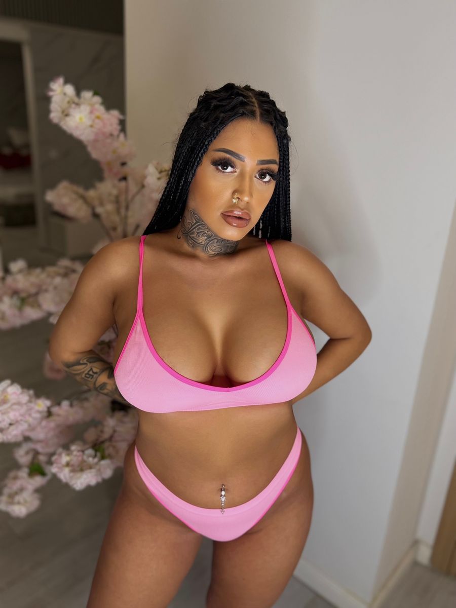 Chica de Brazil live webcam show