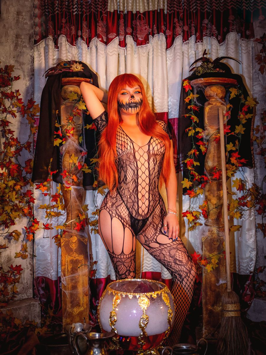 Ruby Scarlett