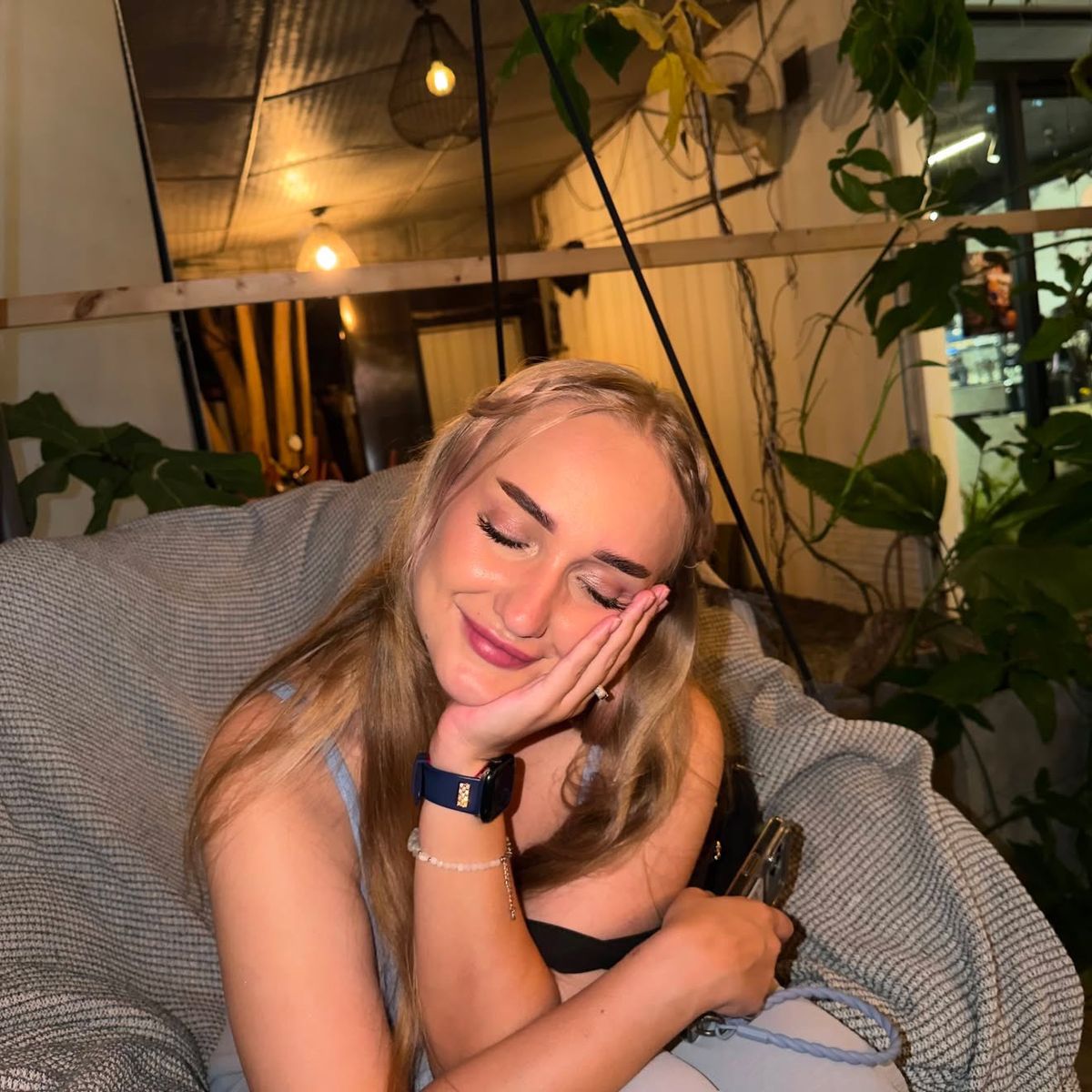 Mia