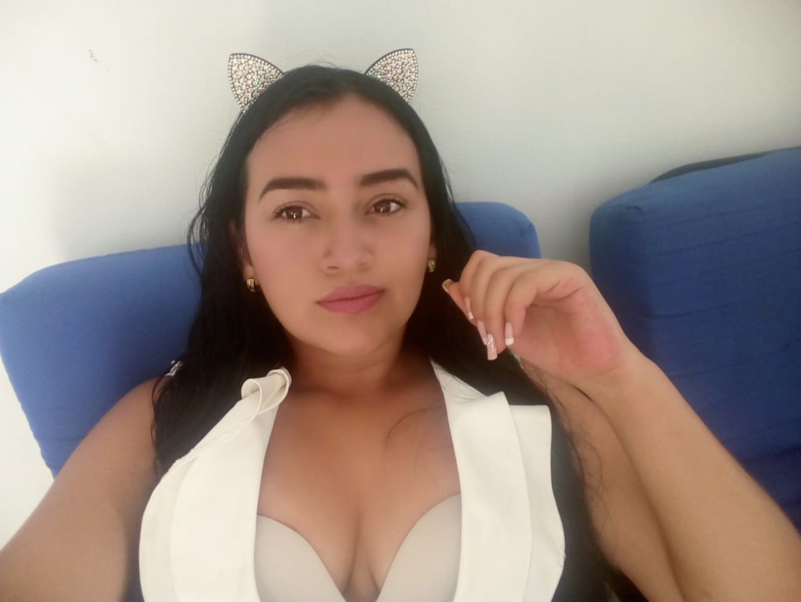 Female Profile Live Cam Show SkyPrivate 