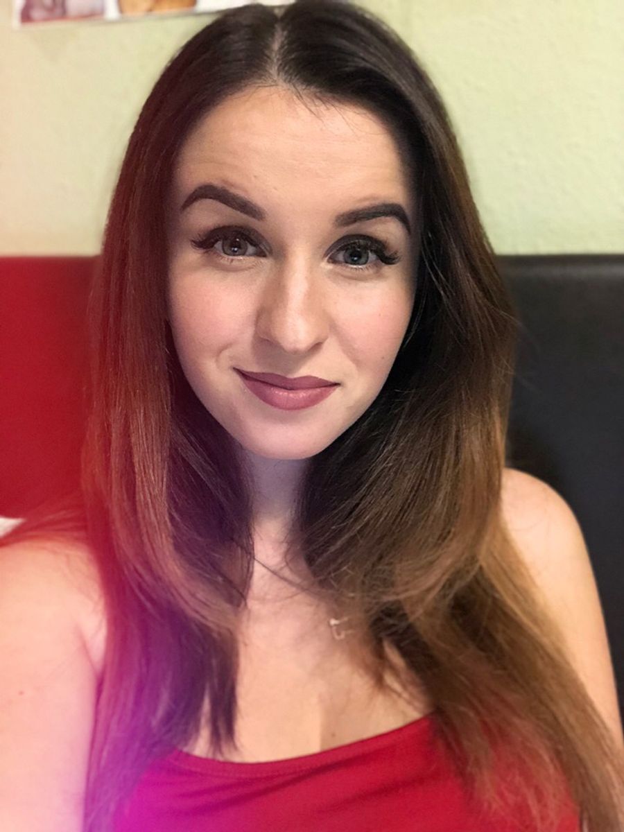 Snow White HUGE TITS